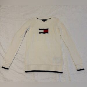 Tommy Hilfiger classic logo sweater